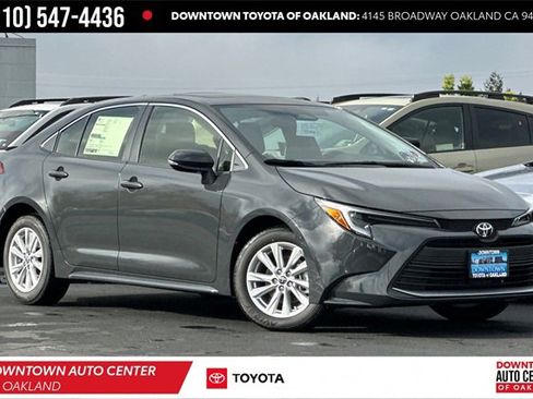 Used 2026 Toyota Corolla LE image 1
