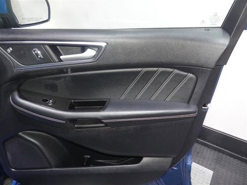 Used 2020 Ford Edge ST AWD/4WD image 19