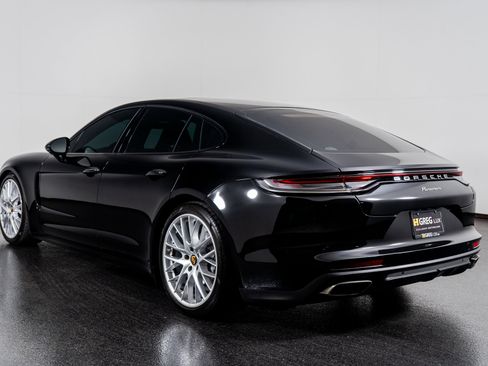 Used 2022 Porsche Panamera 4 Platinum Edition image 14