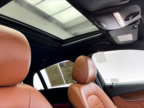 Used 2023 Mercedes-Benz GLC 43 AMG GLC 43 AMG image 24