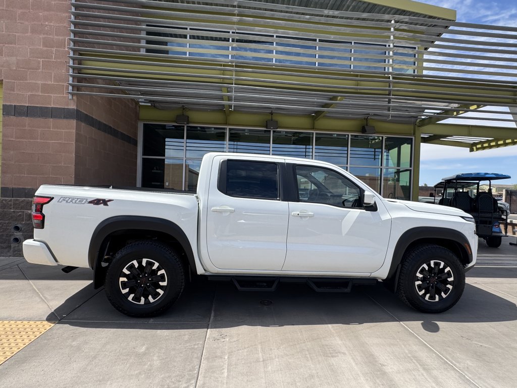 Used 2024 Nissan Frontier PRO-4X w/ Off-Road Protection Package AWD/4WD image 9