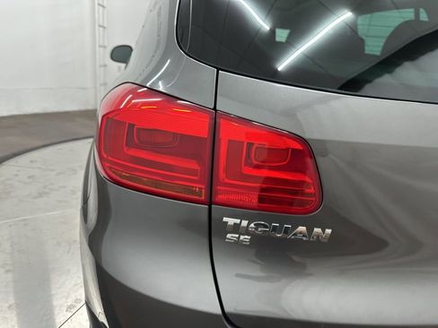 Used 2016 Volkswagen Tiguan SE image 29