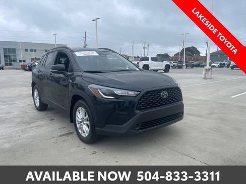 Certified 2024 Toyota Corolla Cross LE FWD image 8