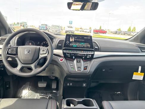 New 2026 Honda Odyssey Sport-L image 12