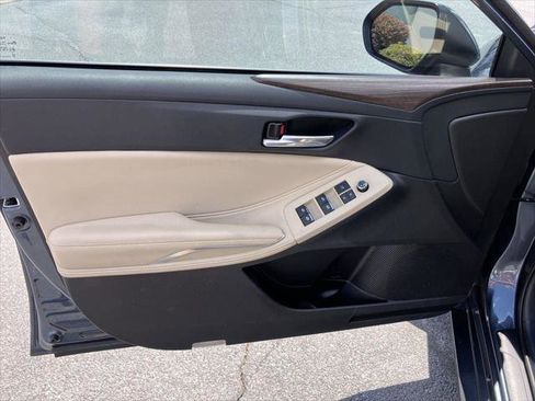 Certified 2021 Toyota Avalon XLE FWD image 13