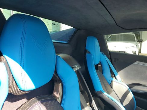 Used 2023 Chevrolet Corvette Stingray Premium Conv w/ Z51 Performance Package image 28