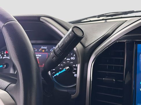 Used 2022 Ford F250 Lariat w/ Lariat Value Package AWD/4WD image 21