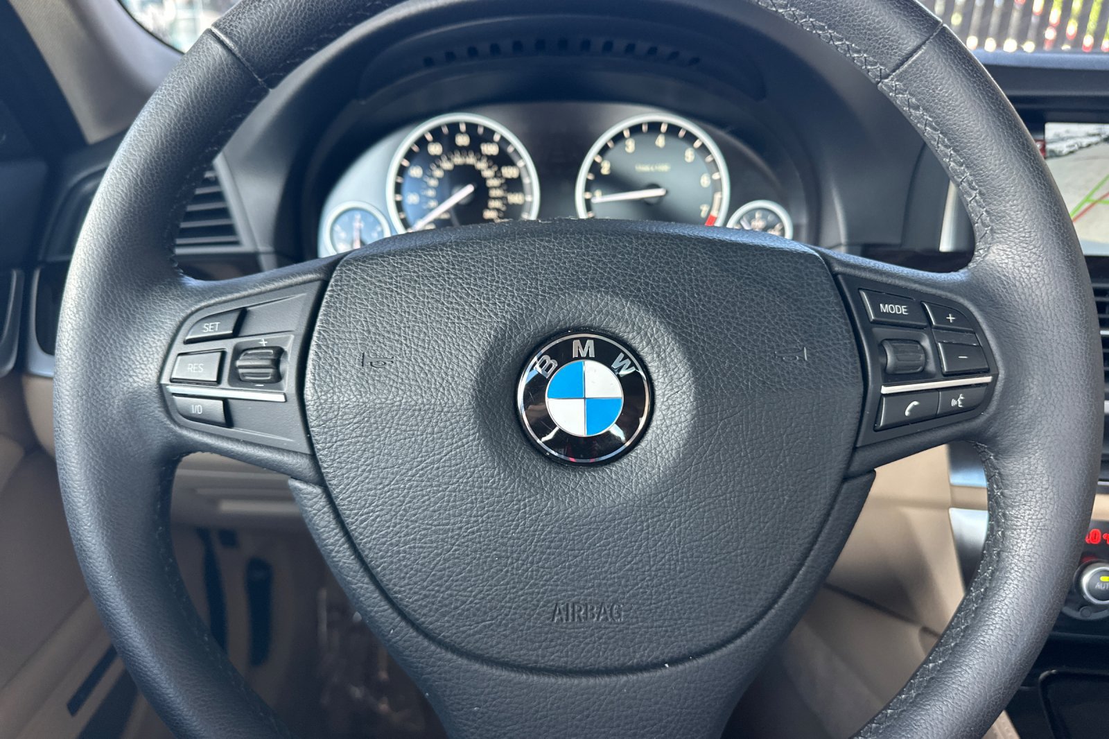Used 2014 BMW 528i Sedan RWD image 24