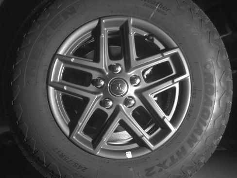 Used 2025 Jeep Wrangler Unlimited Sport AWD/4WD image 14