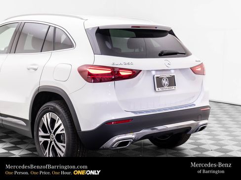 New 2025 Mercedes-Benz GLA 250 GLA 250 image 34