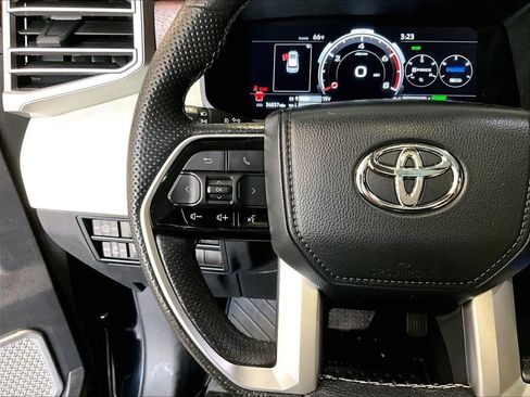 Used 2024 Toyota Sequoia Capstone AWD/4WD image 24