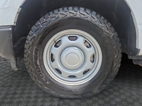 Used 2022 Ford F150 XL w/ Equipment Group 101A High AWD/4WD image 34
