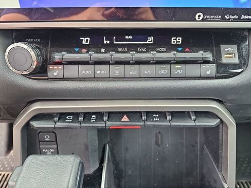 Used 2024 Toyota Sequoia SR5 w/ SR5 Premium Package AWD/4WD image 20