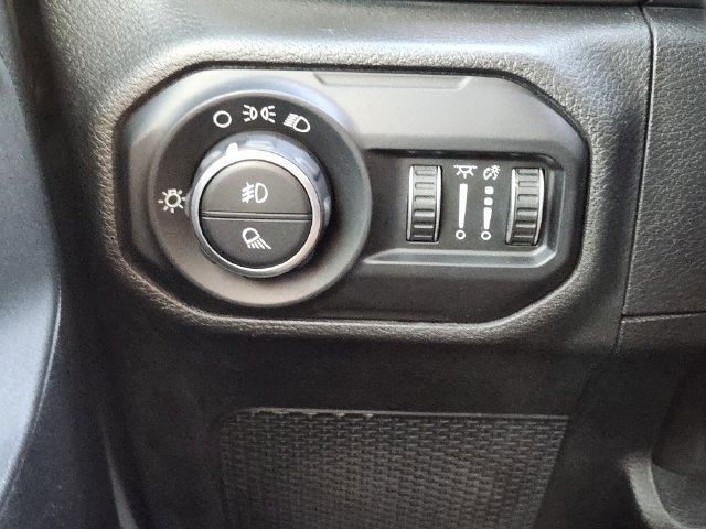 Used 2020 Jeep Gladiator Sport AWD/4WD image 23