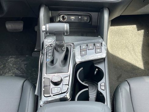 New 2025 Kia Sportage SX FWD image 16