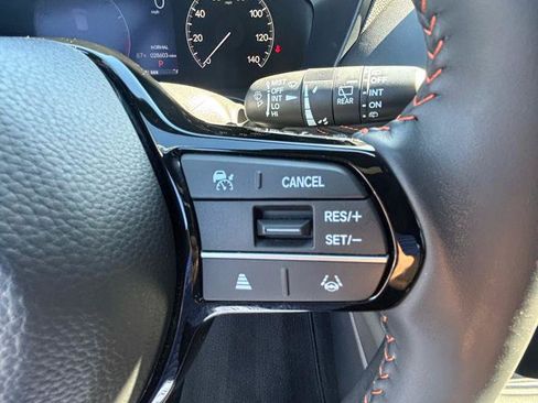 Used 2024 Honda HR-V Sport image 14