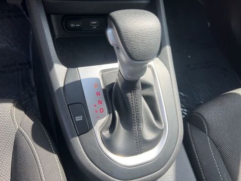 Used 2023 Kia Forte LXS image 31