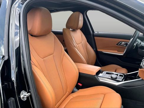 Used 2023 BMW 330i Sedan w/ M Sport Package RWD image 8