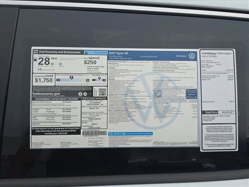 New 2026 Volkswagen Tiguan SE FWD image 24