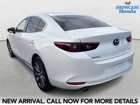 Used 2022 MAZDA MAZDA3 s image 4