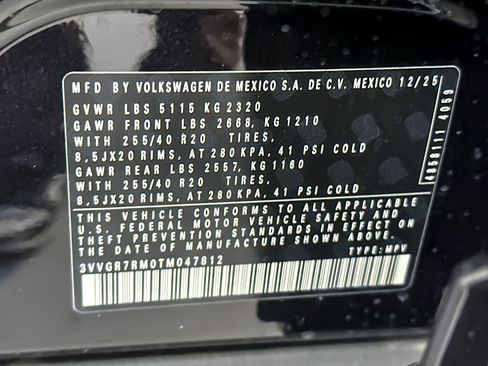 New 2026 Volkswagen Tiguan SE R-Line image 26