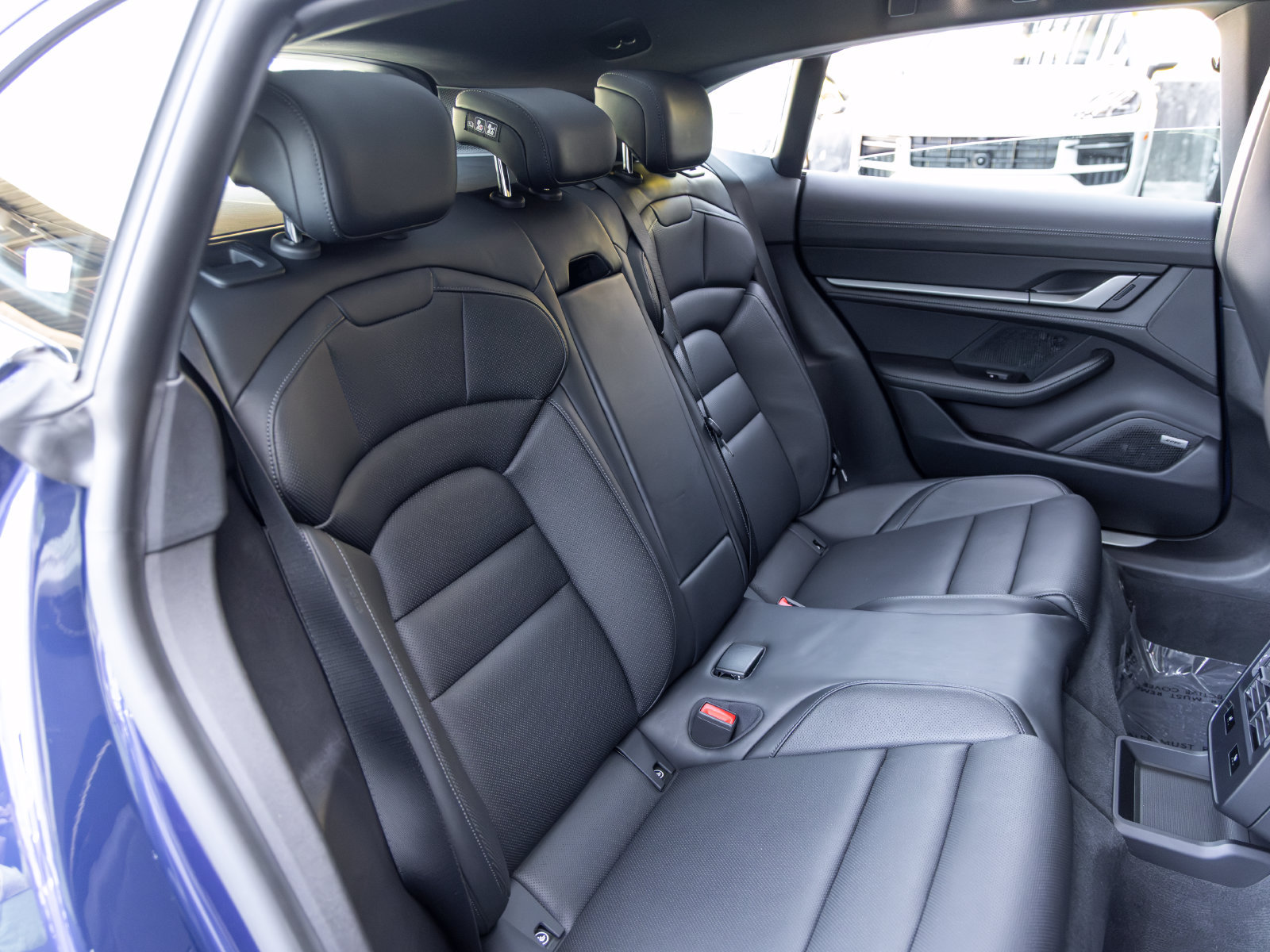 Certified 2025 Porsche Taycan 4S AWD/4WD image 57