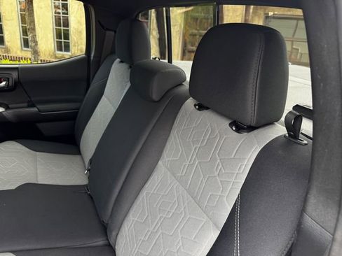 Used 2022 Toyota Tacoma 4x4 Double Cab image 54