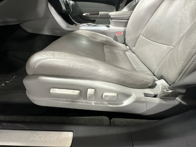 Used 2015 Acura TLX w/ Advance Package AWD/4WD image 18