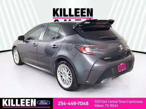 Used 2021 Toyota Corolla XSE image 6