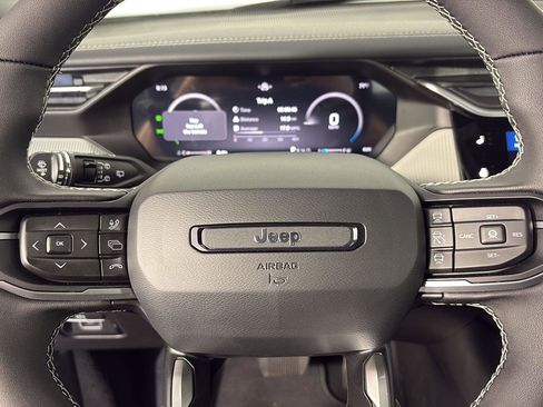 New 2026 Jeep Cherokee Limited AWD/4WD image 13