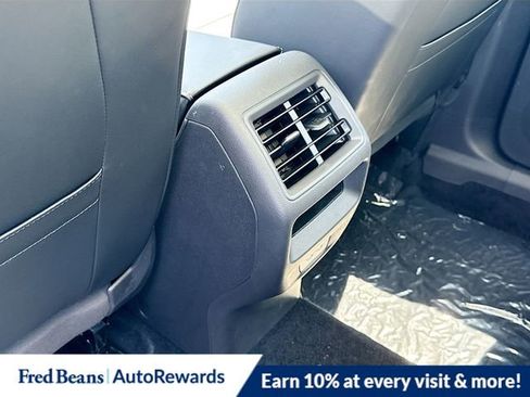 New 2025 Volkswagen Tiguan SE image 13