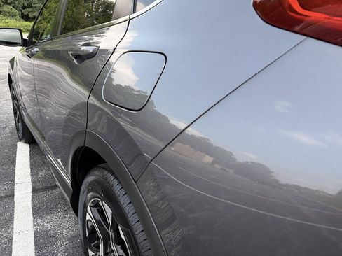 Used 2018 Honda CR-V Touring image 10