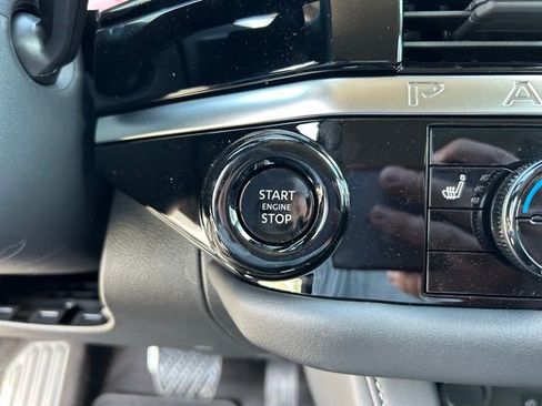 New 2026 Nissan Pathfinder SL AWD/4WD image 25