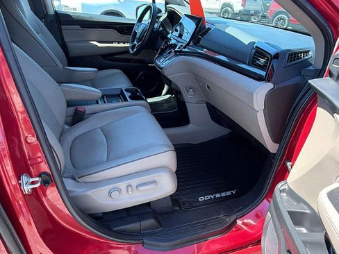 Used 2022 Honda Odyssey Elite image 15