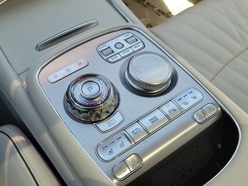 Used 2025 Genesis G90 3.5T AWD/4WD image 40