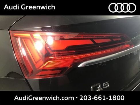 Used 2023 Audi Q5 2.0T Premium w/ Convenience Package AWD/4WD image 28