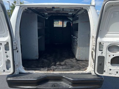 Used 2014 Ford E-150 and Econoline 150 w/ Commercial Cargo Van Package image 15