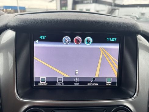 Used 2015 Chevrolet Suburban LTZ image 24