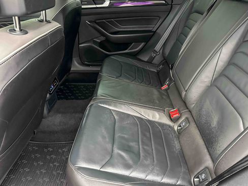 Used 2023 Volkswagen Arteon SEL Premium w/ Arteon MDO Package image 18