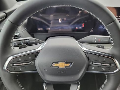 New 2026 Chevrolet Traverse LT w/ Driver Confidence Package AWD/4WD image 10