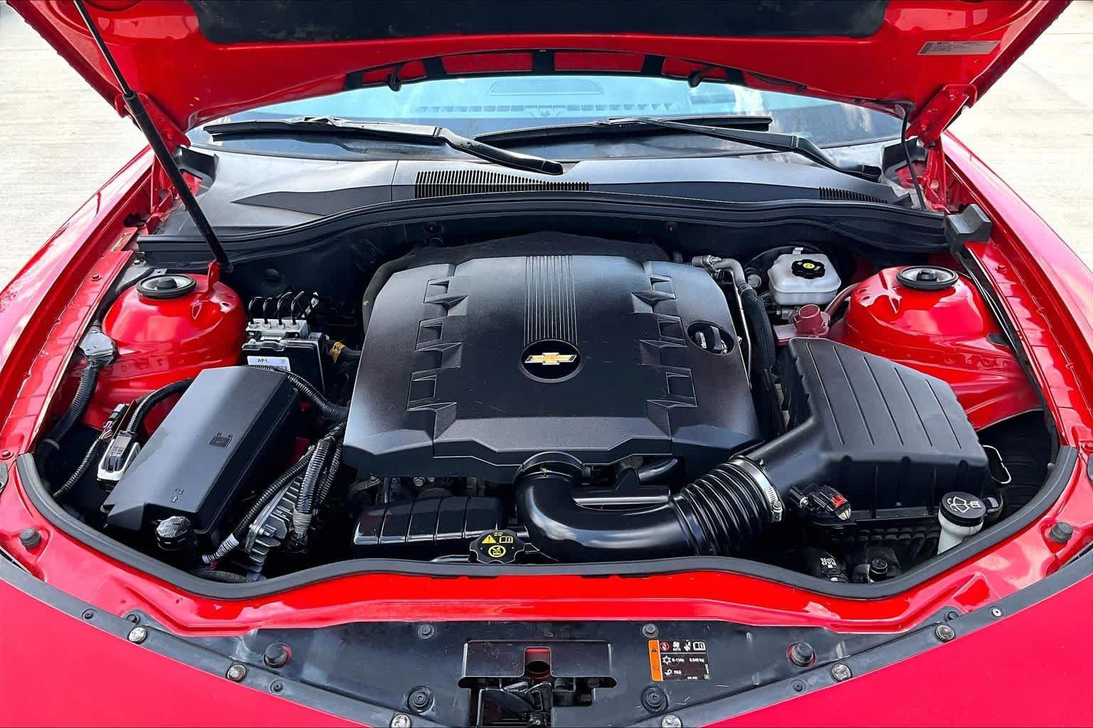 Used 2014 Chevrolet Camaro LT RWD image 24