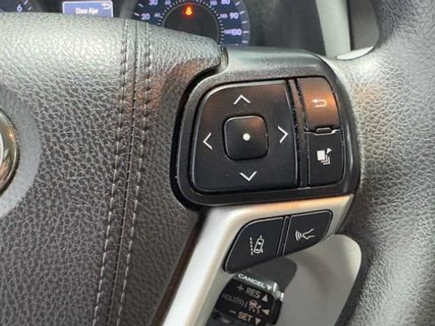 Used 2020 Toyota Sienna LE FWD image 31