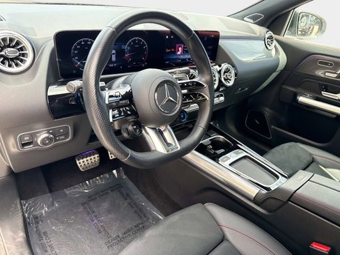 Used 2025 Mercedes-Benz GLA 35 AMG GLA 35 AMG image 44