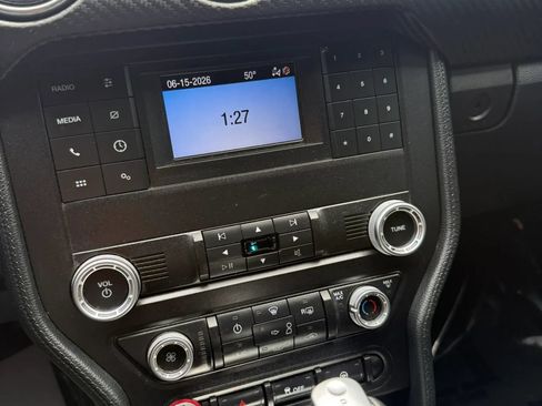 Used 2020 Ford Mustang Coupe RWD image 33