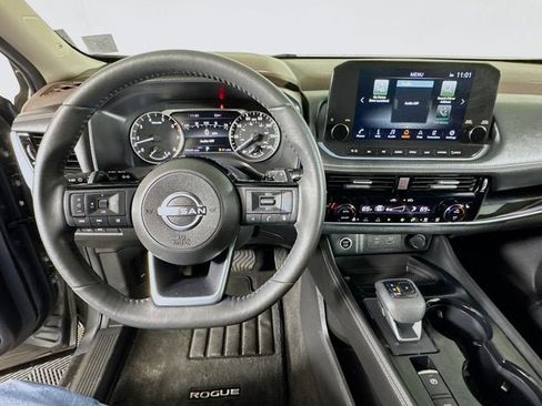 Certified 2023 Nissan Rogue SL w/ SL Premium Package image 10