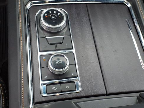 Certified 2023 Ford Expedition Platinum image 31