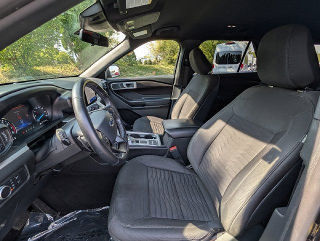 Used 2020 Ford Explorer XLT RWD image 10