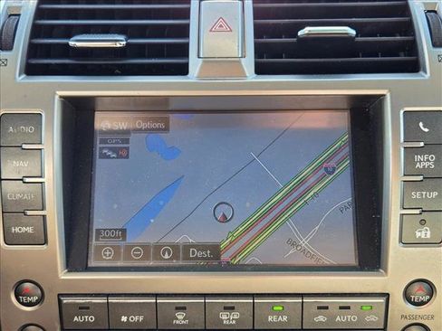 Used 2017 Lexus GX 460 Premium image 10