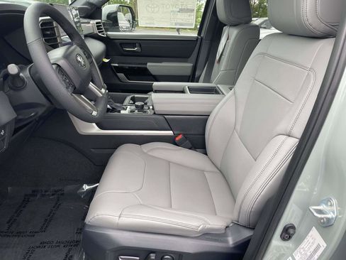 New 2026 Toyota Tundra Limited AWD/4WD image 29