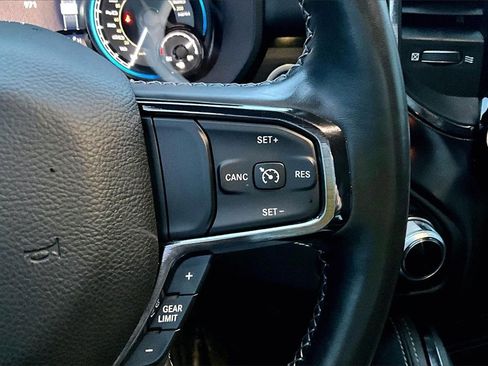 Used 2022 RAM 1500 Limited w/ Body-Colour Bumper Group image 20